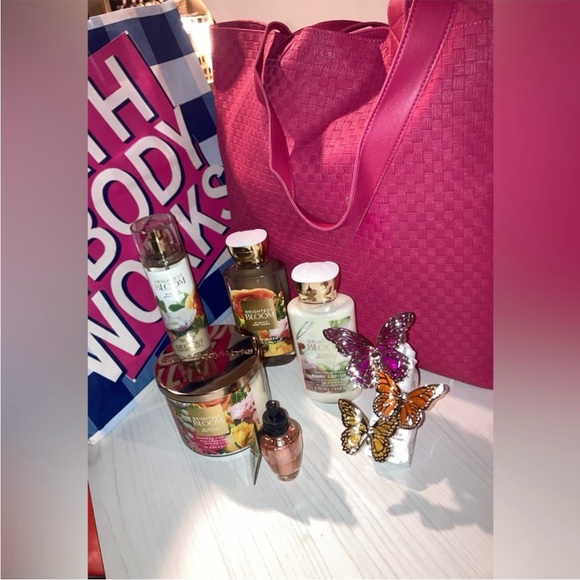 Bath & Body Works TOTE BAG Brightest Bloom Ultimate Mother’s Day Gift - Picture 4 of 5